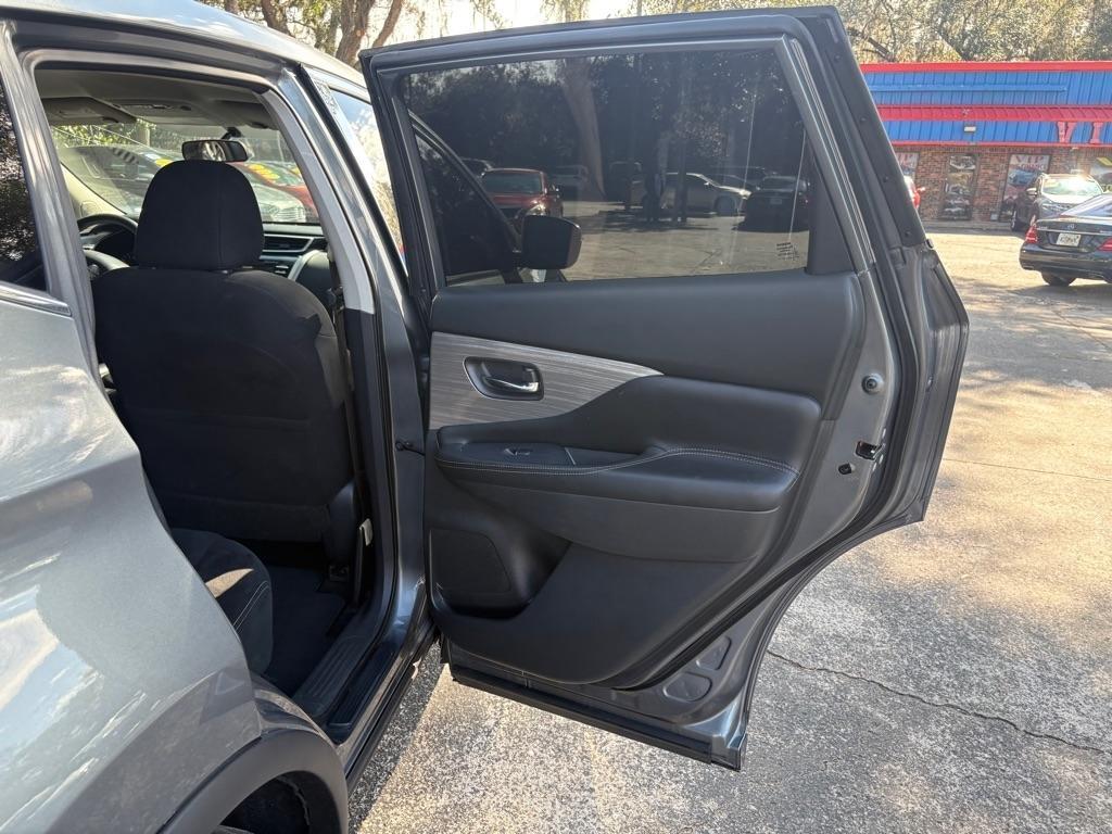 Nissan Murano S - Thumbnail 19