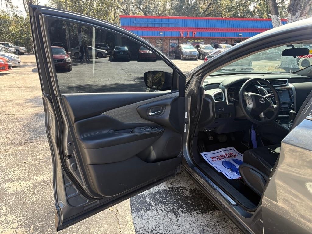 Nissan Murano S - Thumbnail 15