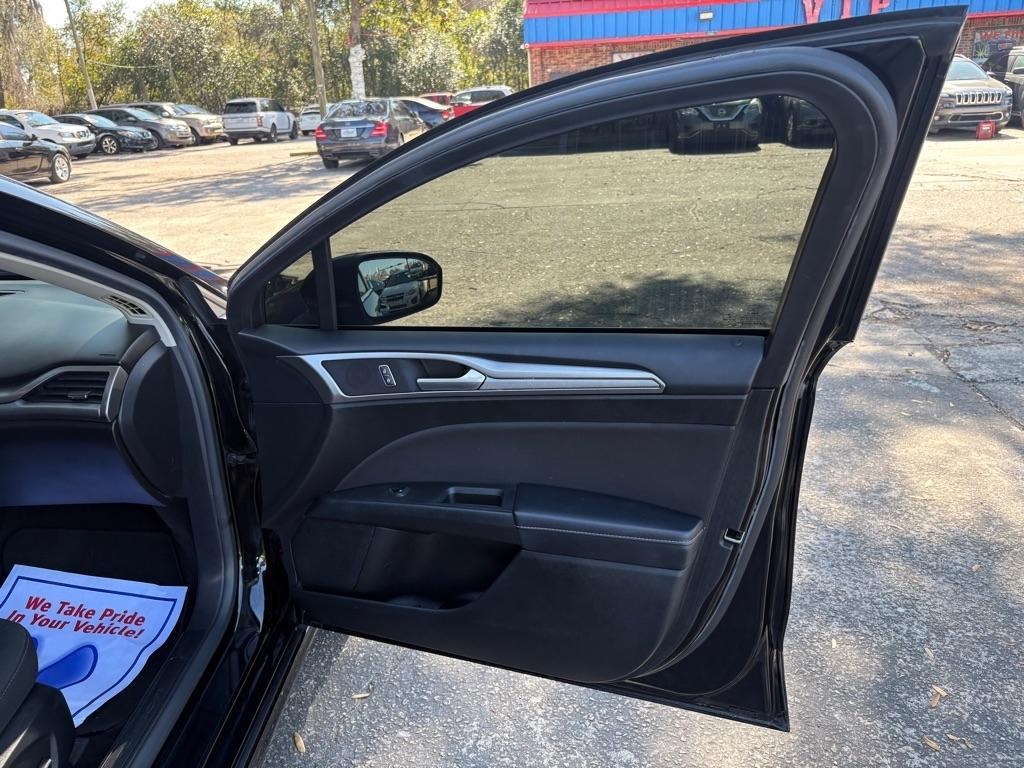 Ford Fusion Se - Thumbnail 12