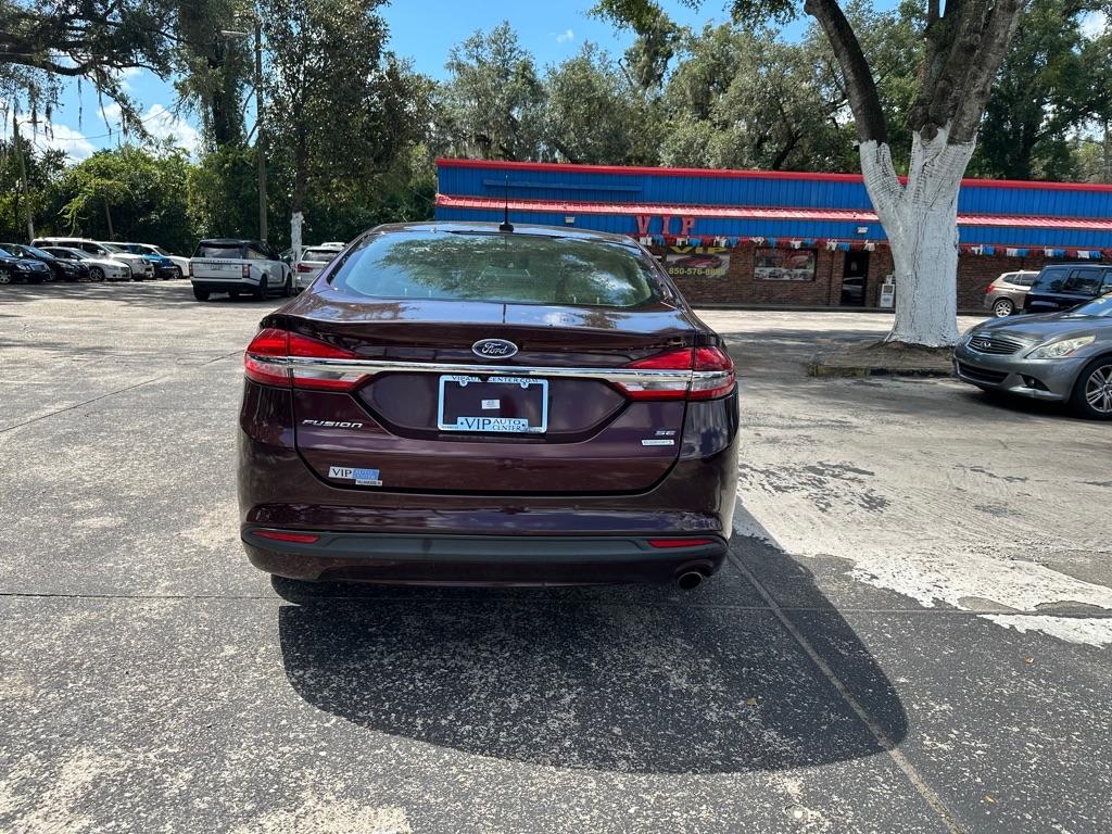 Ford Fusion Se - Thumbnail 5