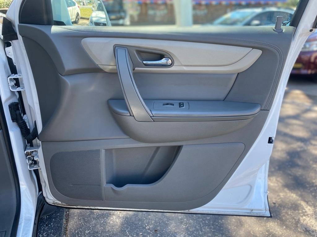 Chevrolet Traverse 1Lt Fwd - Thumbnail 2