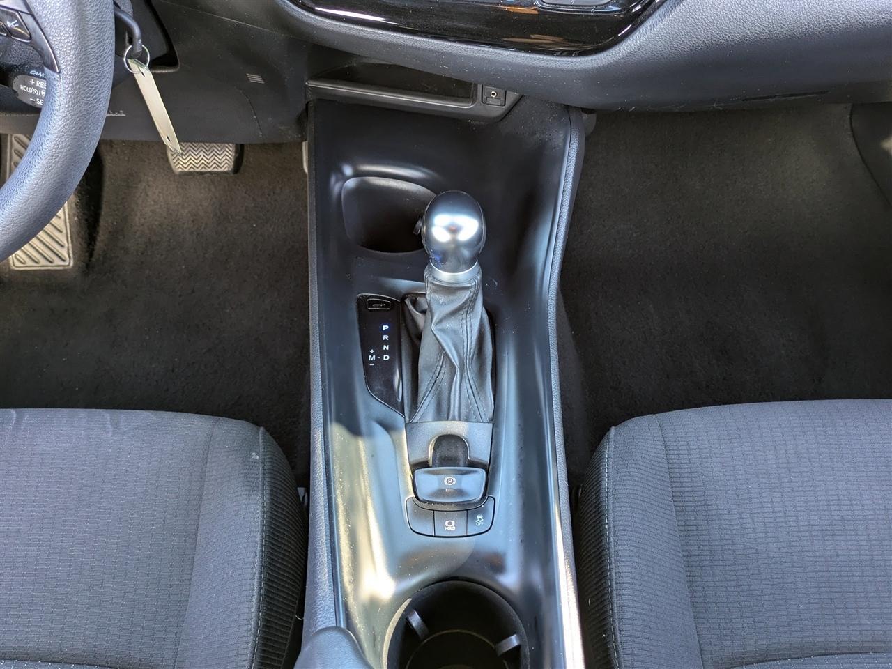 Toyota C-Hrle - Thumbnail 19