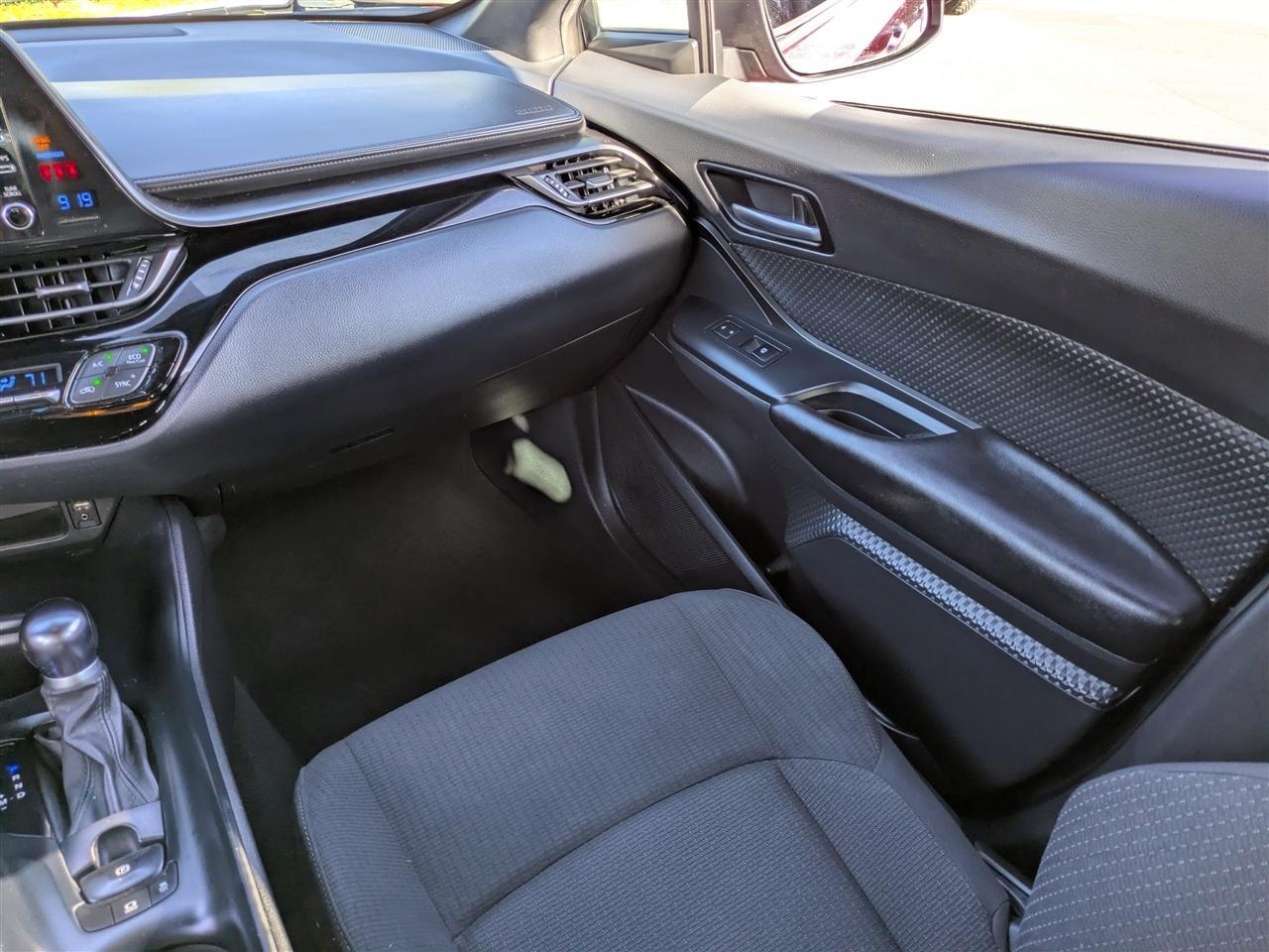 Toyota C-Hrle - Thumbnail 17