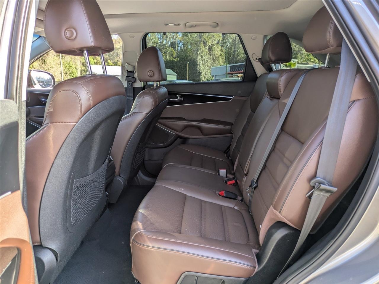 Kia Sorentosx Limited V6 - Thumbnail 17