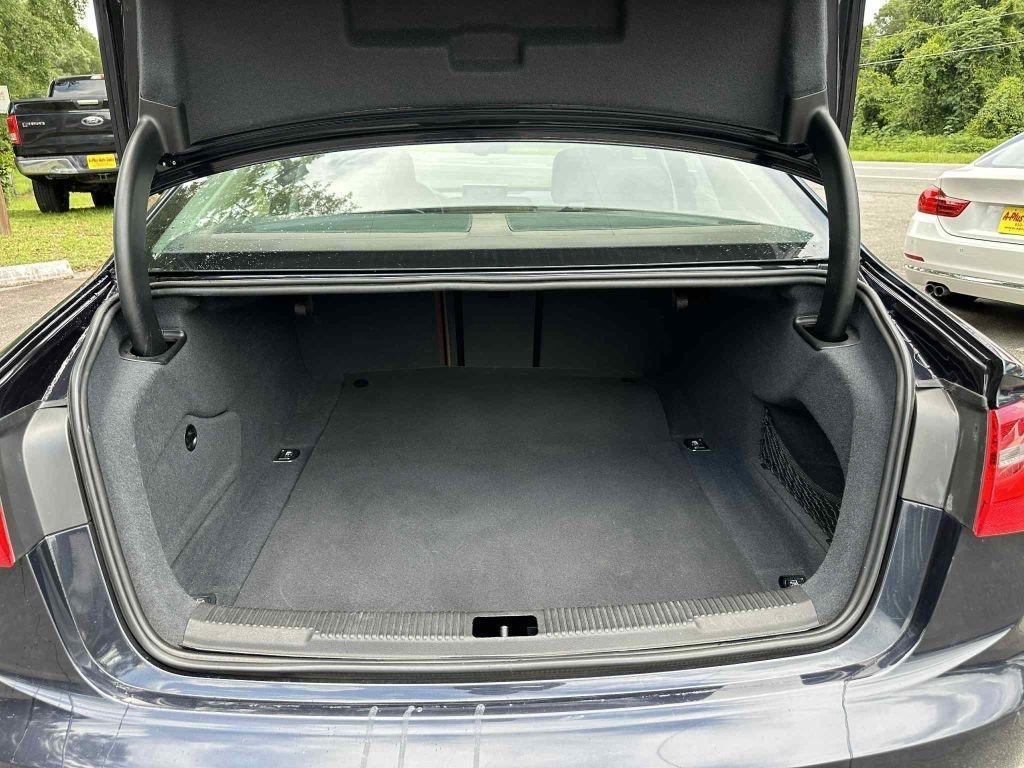 Audi A62.0T Premium Plus Quattro - Thumbnail 15