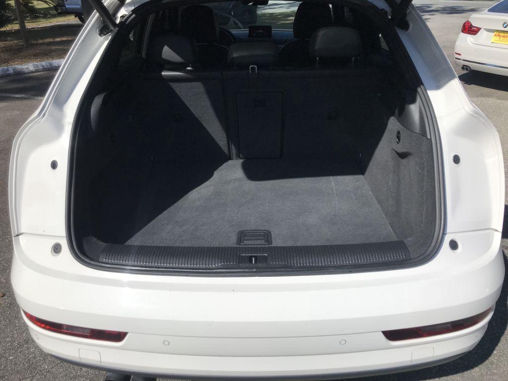 Audi Q3Premium 4D Suv 2.0T - Thumbnail 11