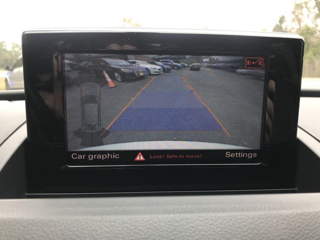 Audi Q3Sport Premium Plus 4D Suv 2.0T - Thumbnail 12