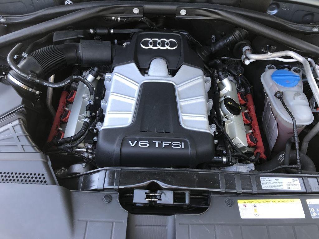 Audi Q5Premium Plus 4D 3.0T - Thumbnail 14