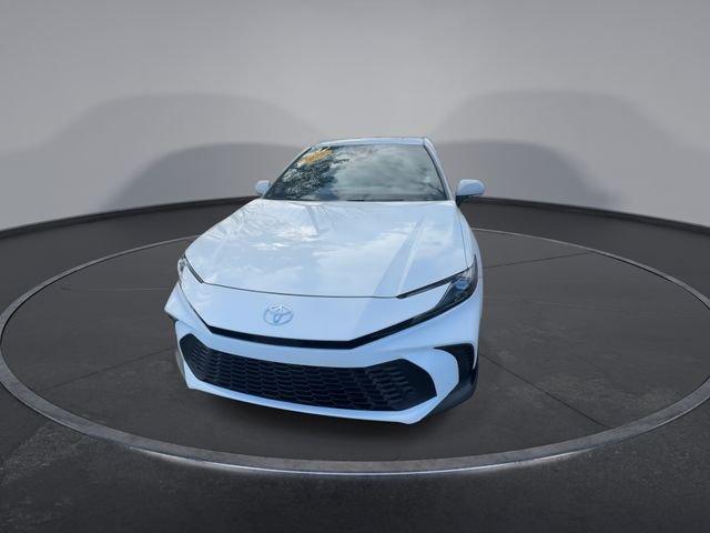 Toyota Camry Se Fwd - Thumbnail 6