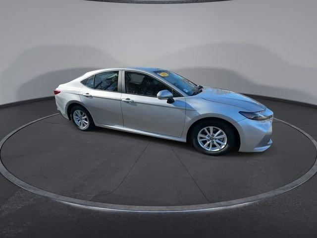 Toyota Camry Le Fwd - Thumbnail 4