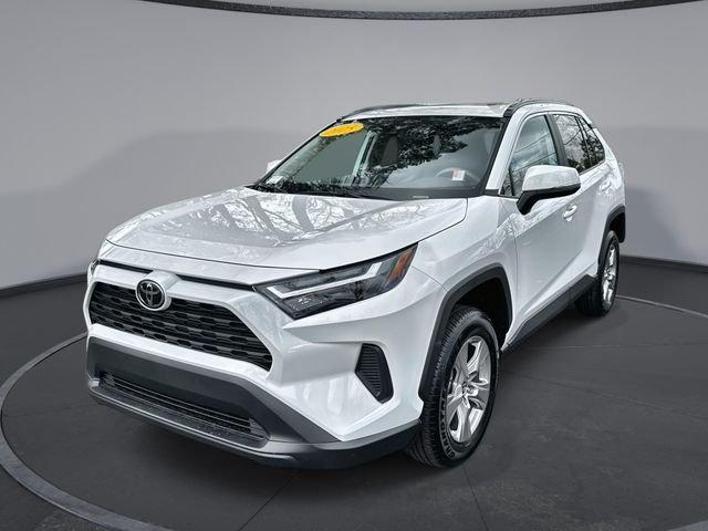 Toyota Rav4 Xle Fwd - Thumbnail 2