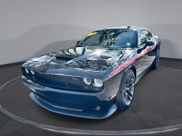 Dodge Challenger R/T Scat Pack Rwd - View 1