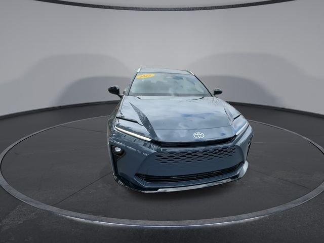 Toyota Crown Signia Xle Awd - Thumbnail 5