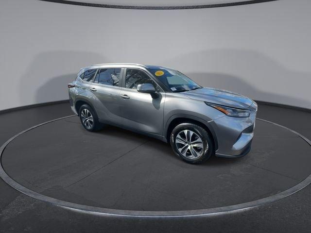 Toyota Highlander Xle Fwd - Thumbnail 4