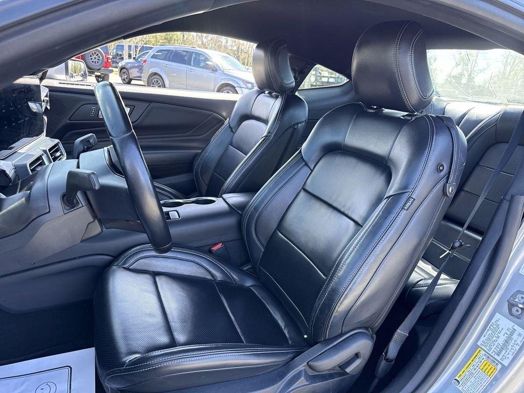 Ford Mustang Ecoboost Premium - Thumbnail 12