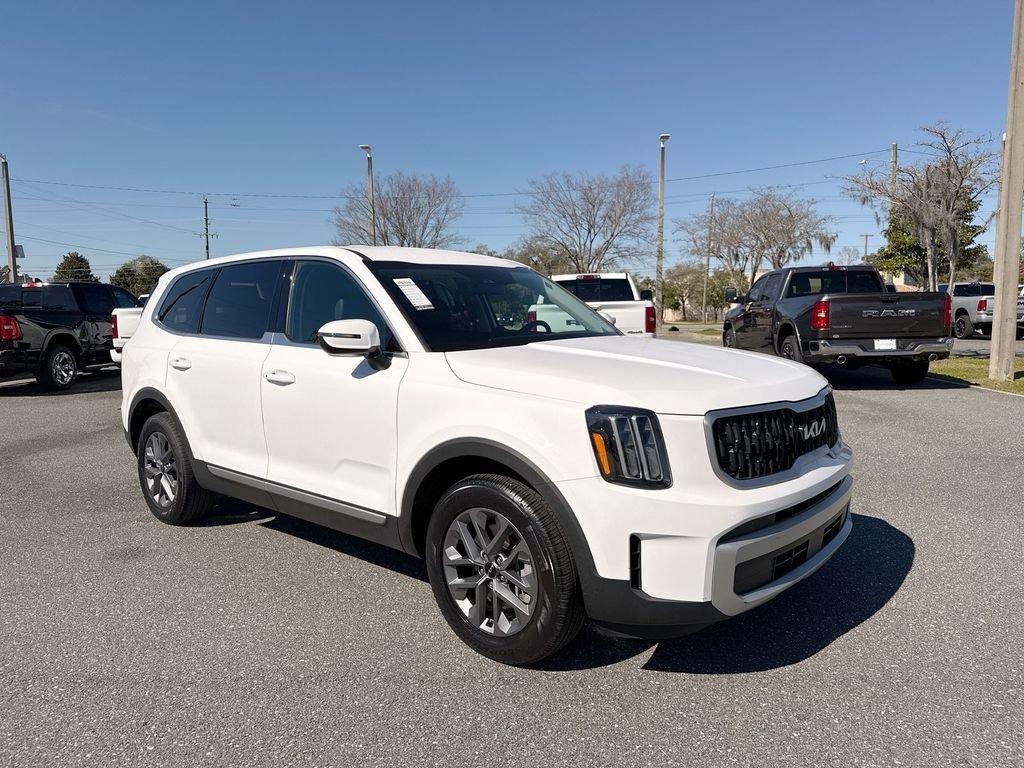 Kia Telluride Lx - Thumbnail 2