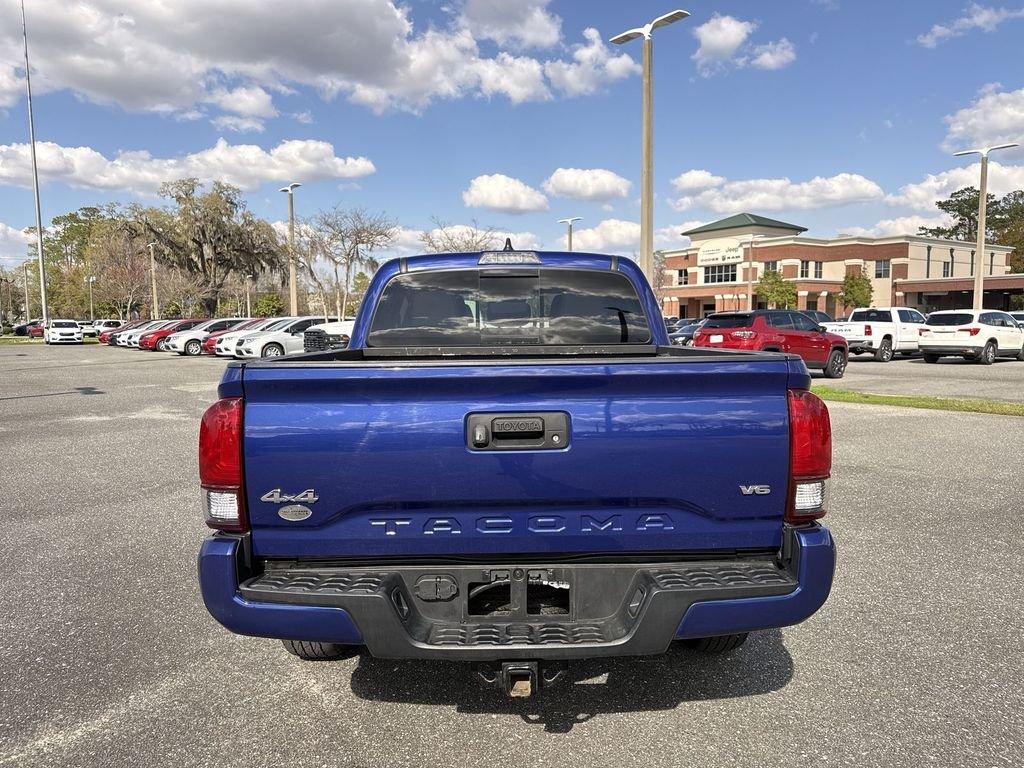 Toyota Tacoma Sr5 - Thumbnail 5