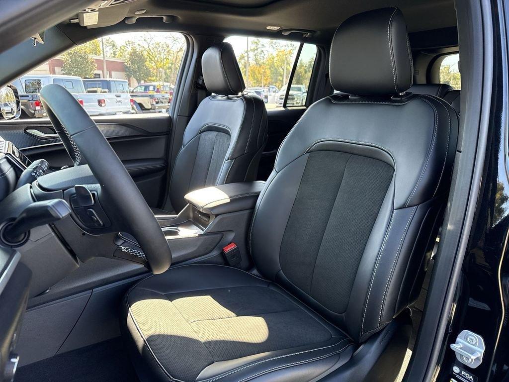 Jeep Grand Cherokee Altitude X 4X4 - Thumbnail 12