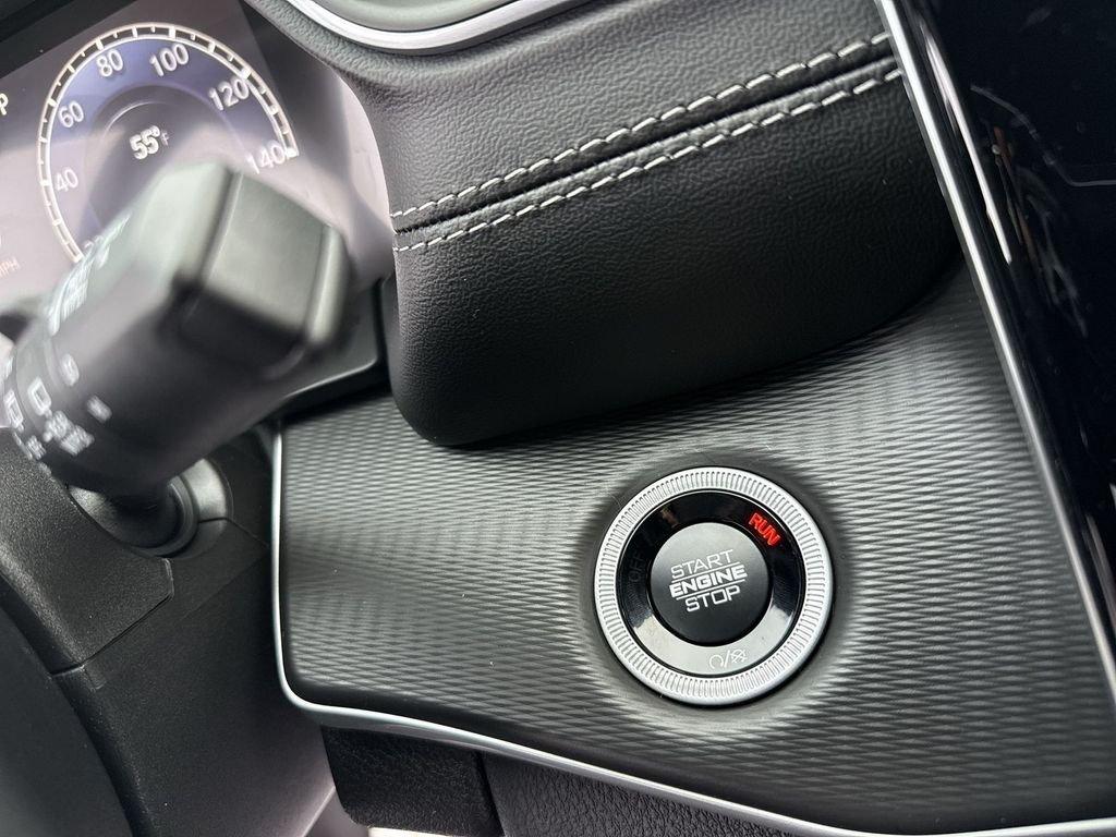 Jeep Grand Cherokee Altitude 4X4 - Thumbnail 19