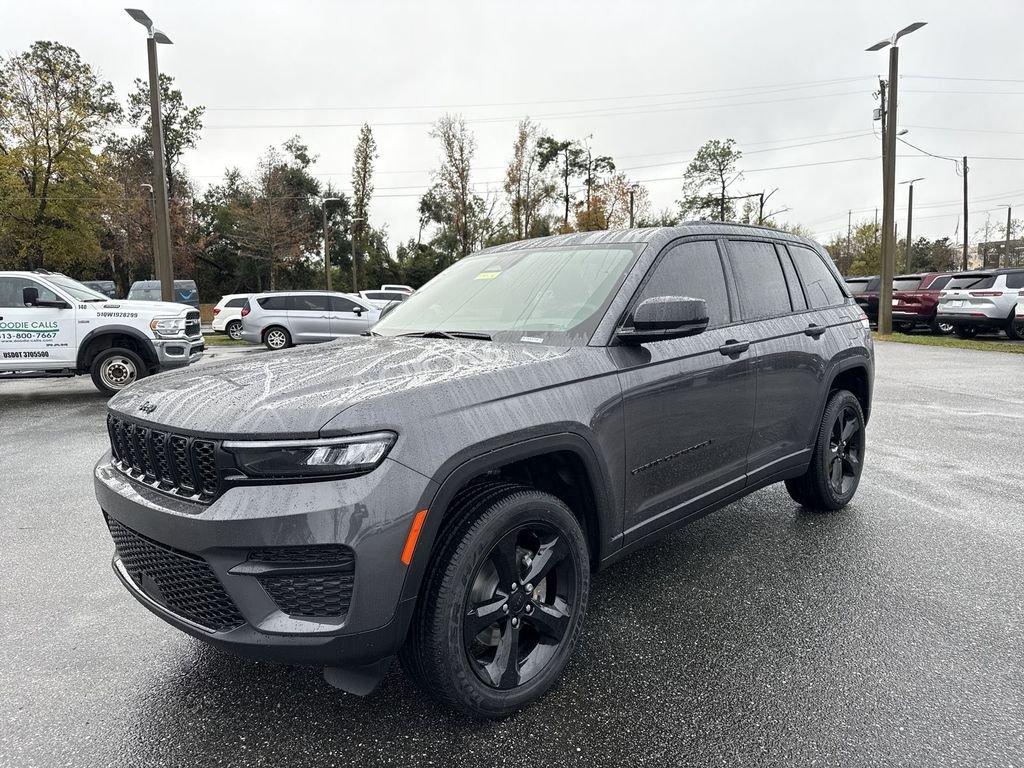 Jeep Grand Cherokee Altitude 4X4 - Thumbnail 8