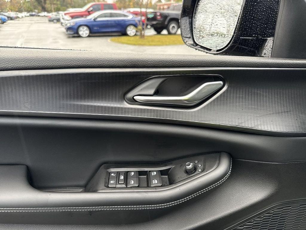 Jeep Grand Cherokee Altitude 4X4 - Thumbnail 13