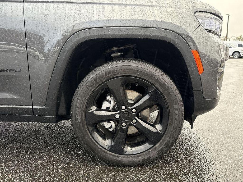 Jeep Grand Cherokee Altitude 4X4 - Thumbnail 11