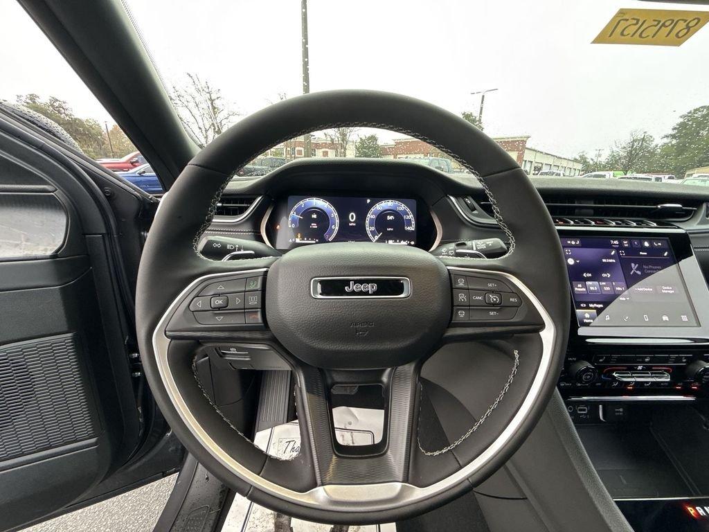 Jeep Grand Cherokee Altitude 4X4 - Thumbnail 14