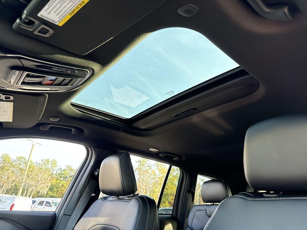 Jeep Grand Cherokee Altitude X 4X4 - Thumbnail 17