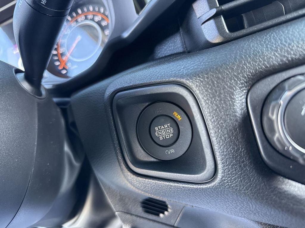 Jeep Gladiator Sport S 4X4 - Thumbnail 19