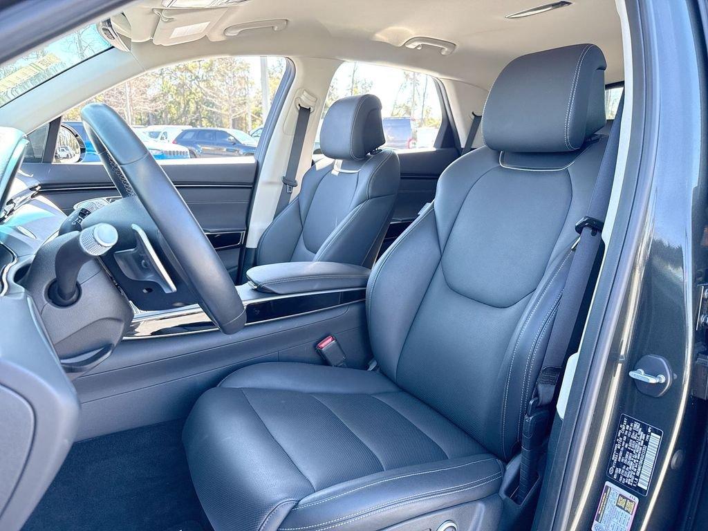 Genesis Gv70 2.5T - Thumbnail 12