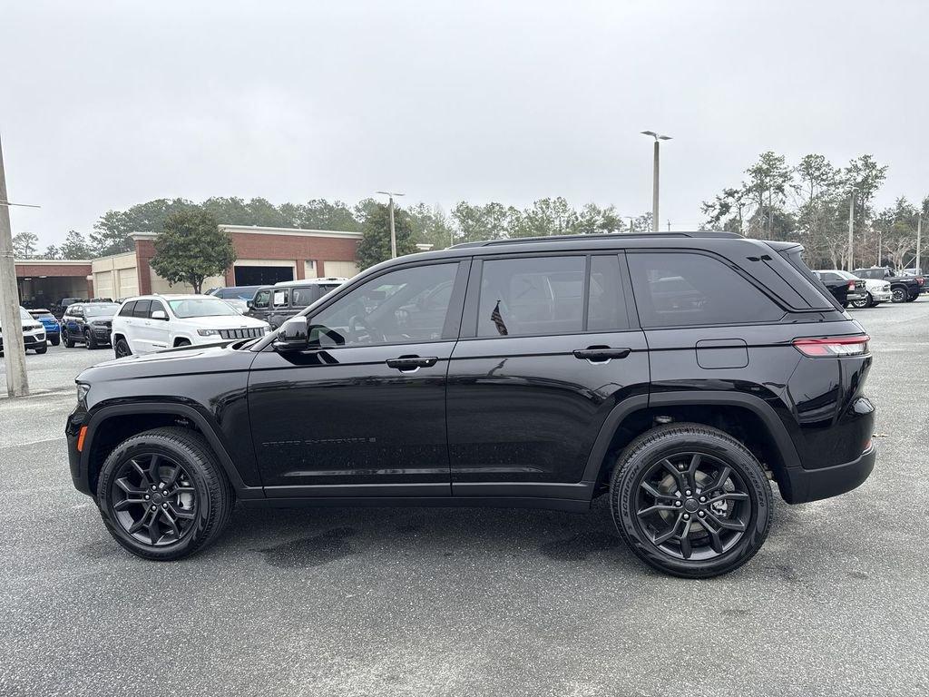 Jeep Grand Cherokee Limited 4X4 - Thumbnail 7