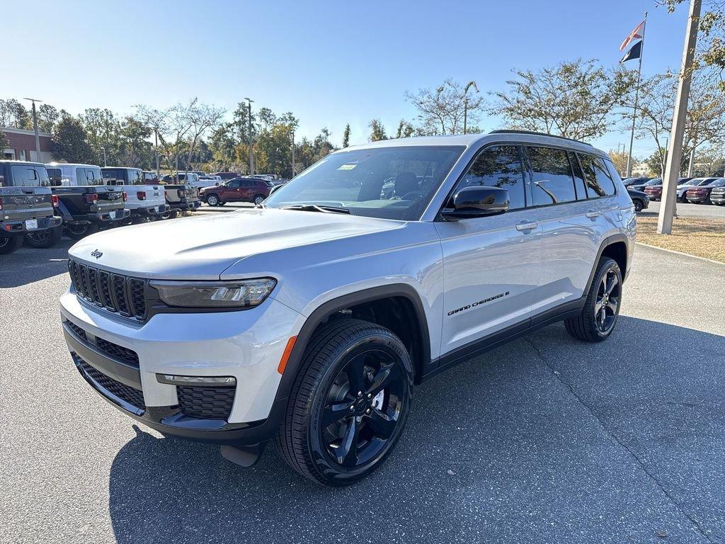 Jeep Grand Cherokee L Limited 4X2 - Thumbnail 8