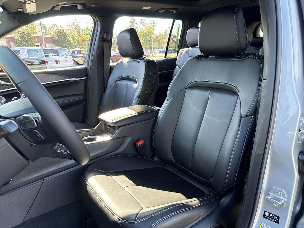 Jeep Grand Cherokee L Limited 4X2 - Thumbnail 12