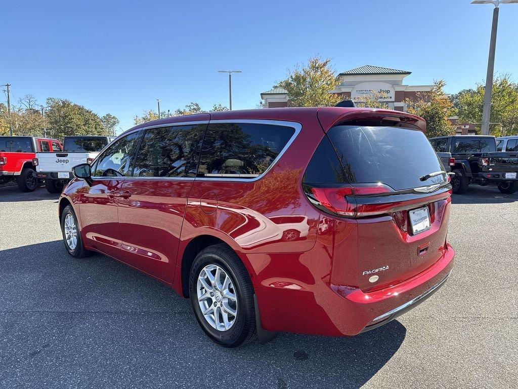 Chrysler Pacifica Select - Thumbnail 6