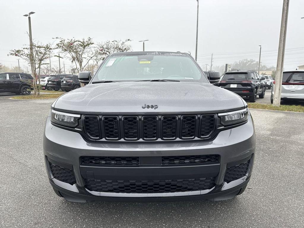 Jeep Grand Cherokee L Altitude X 4X4 - Thumbnail 9