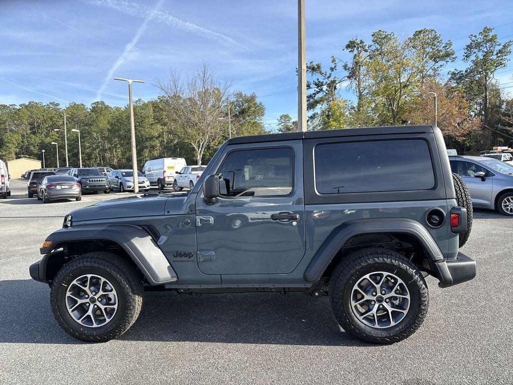 Jeep Wrangler 2-Door Sport S - Thumbnail 5