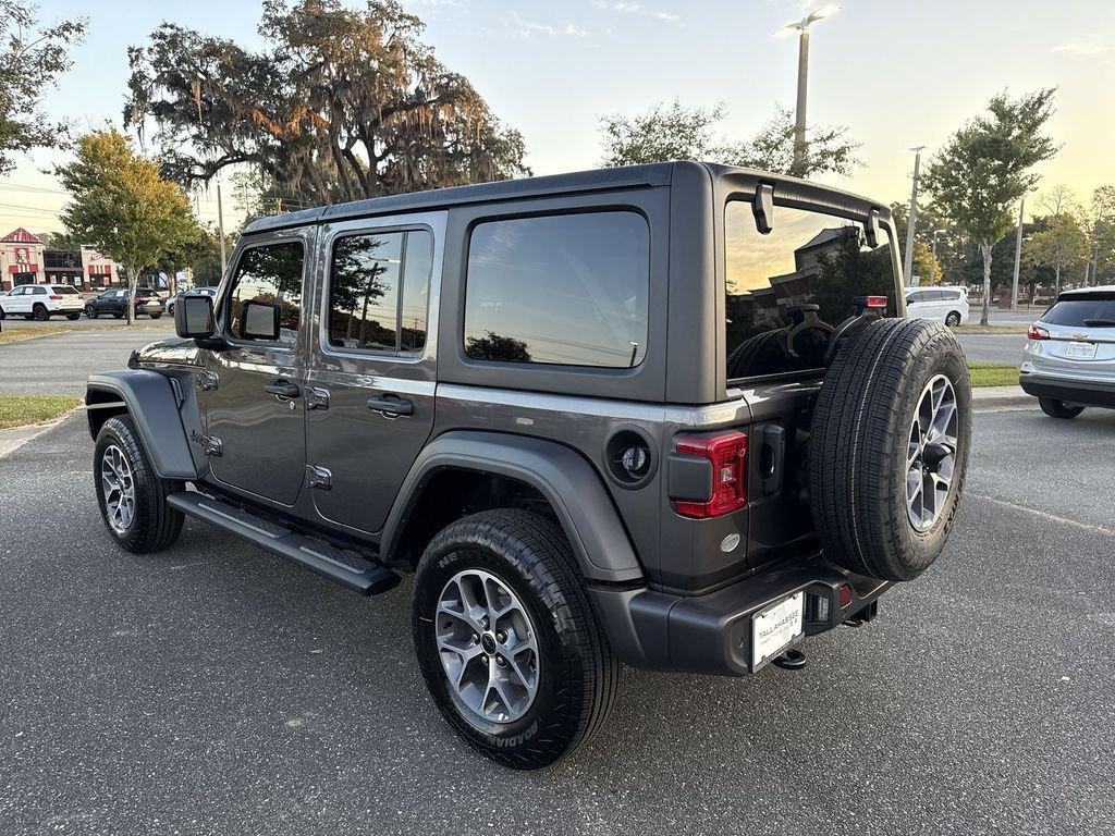 Jeep Wrangler 4-Door Sport S - Thumbnail 6