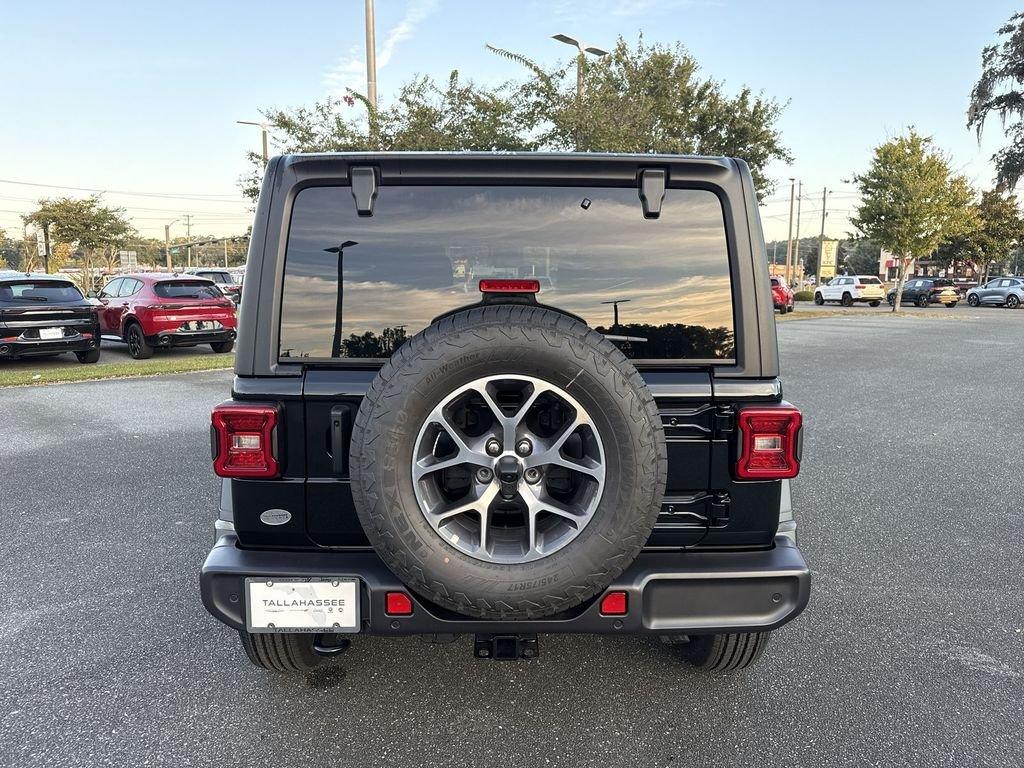 Jeep Wrangler 4-Door Sport S - Thumbnail 5