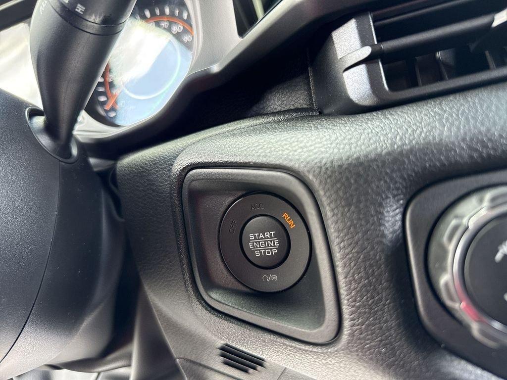 Jeep Gladiator Sport S 4X4 - Thumbnail 19