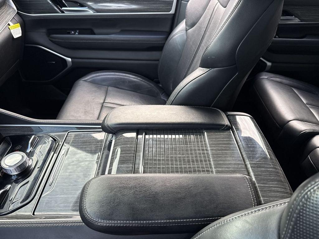 Jeep Wagoneer Series Iii - Thumbnail 18