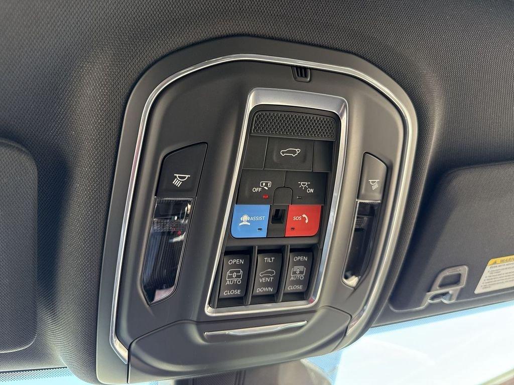 Jeep Grand Cherokee L Limited 4X4 - Thumbnail 18