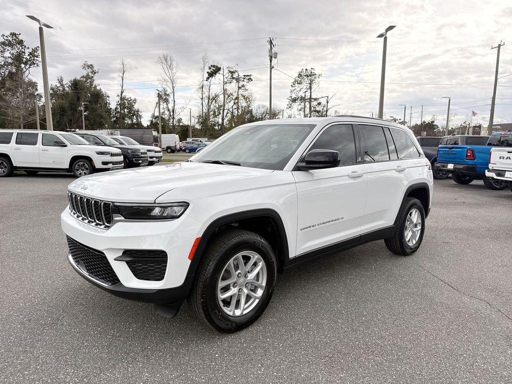 Jeep Grand Cherokee Laredo X 4X4 - Thumbnail 8