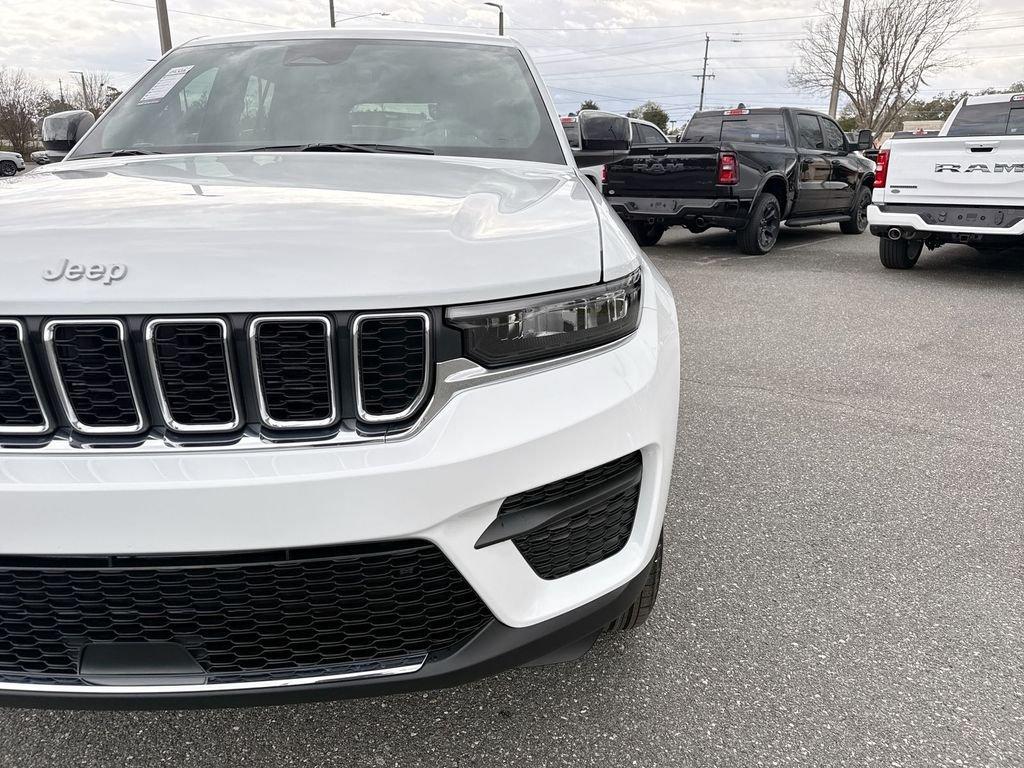 Jeep Grand Cherokee Laredo X 4X4 - Thumbnail 10