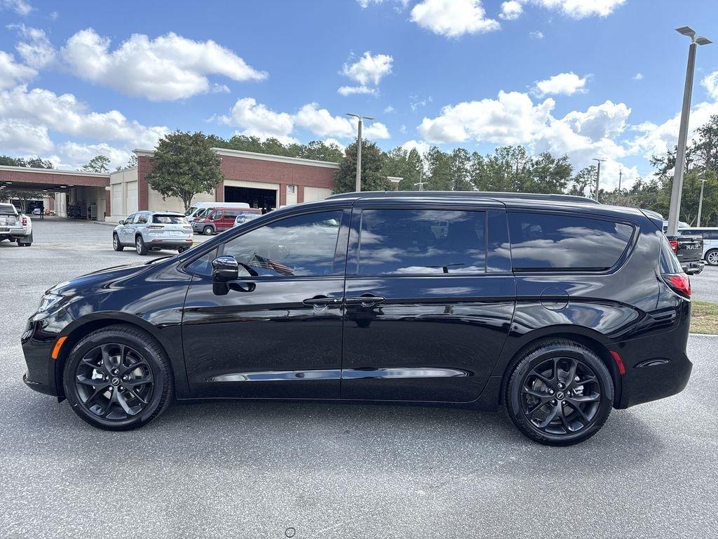 Chrysler Pacifica Limited - Thumbnail 7