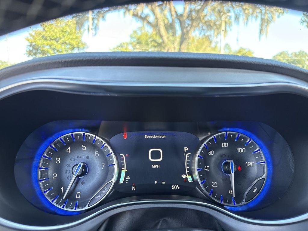 Chrysler Pacifica Limited - Thumbnail 19