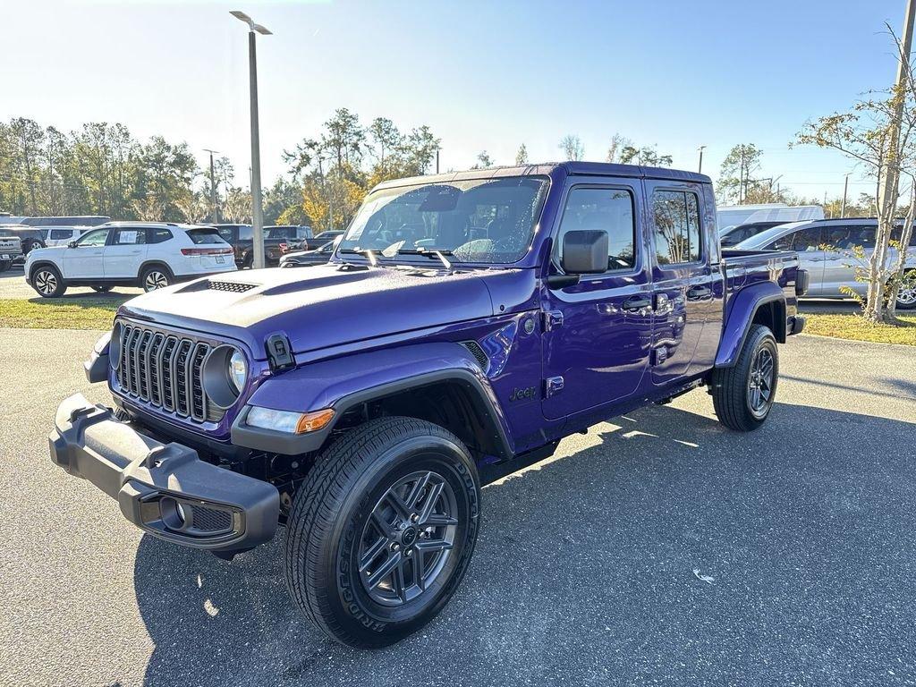 Jeep Gladiator Sport S 4X4 - Thumbnail 7