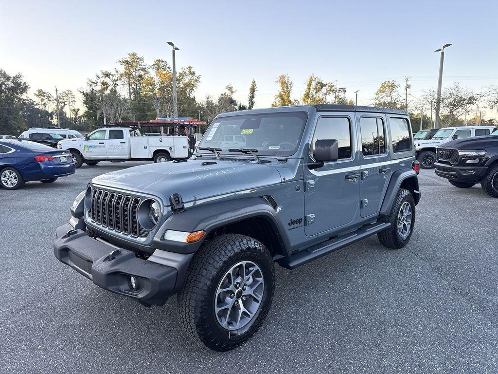 Jeep Wrangler 4-Door Sport S - Thumbnail 8