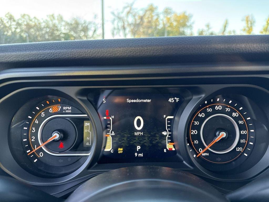 Jeep Wrangler 4-Door Sport S - Thumbnail 17