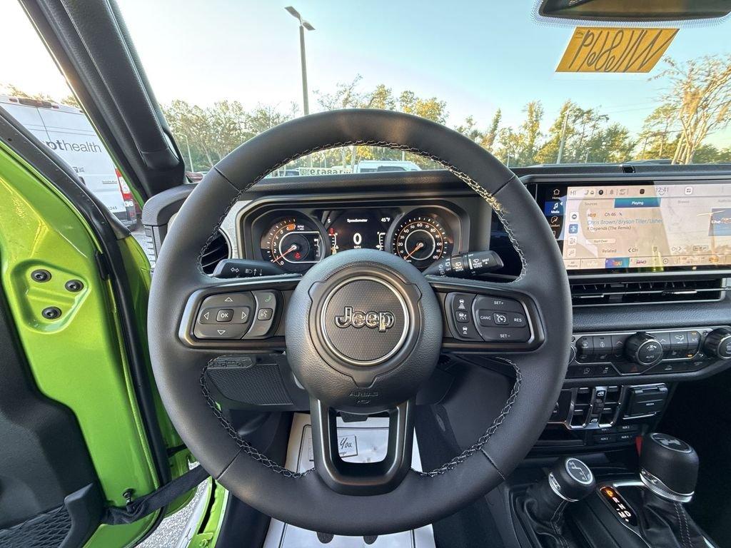 Jeep Wrangler 4-Door Sport S - Thumbnail 14