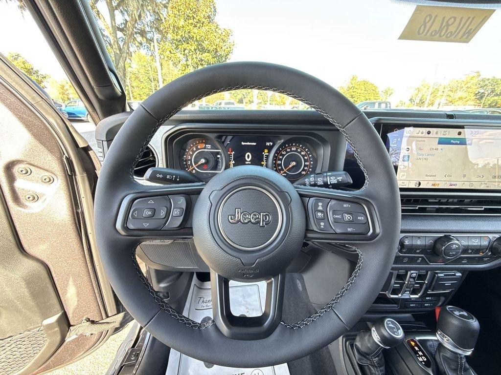 Jeep Wrangler 4-Door Sport S - Thumbnail 15